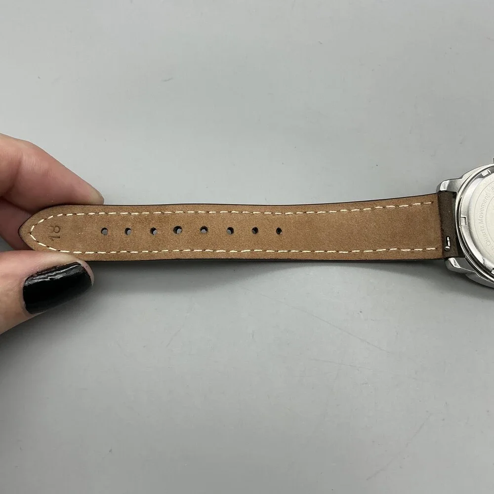 Ecclissi 75425 Womens Watch 35mm White Dial Brown Leather Date New Battery